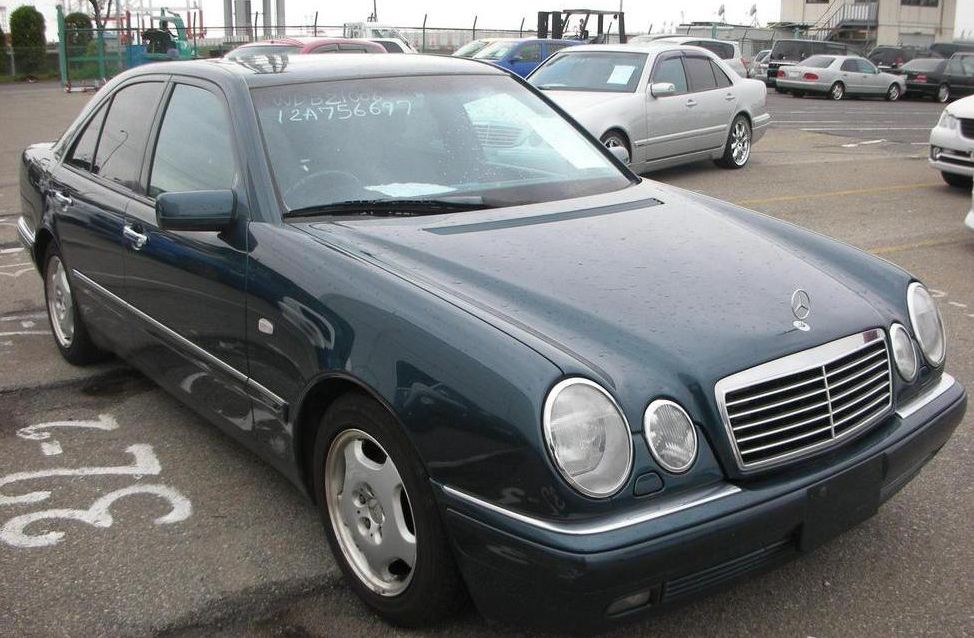  Mercedes Benz E-class (1996-2001) :  5